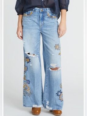 Driftwood
Marlena Distressed X Copper Magnolia Embroidered Studded Jeans